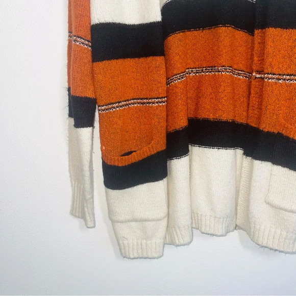 Maurices White Orange & Black Striped Slouchy Knit Cardigan Medium Women’s - Picture 5 of 12